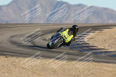 media/Dec-07-2025-CVMA (Sun) [[3e7d2de5dc]]/Race 17-Amateur Formula Middleweight/